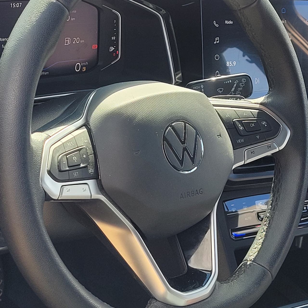 VOLANTE MULTIFUNCIONAL