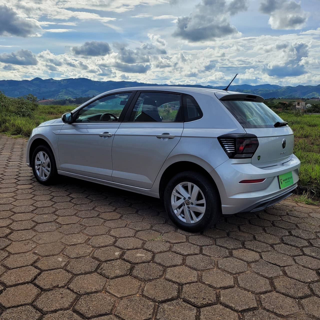 WhatsApp Image 2025-11-03 at 16.20.42