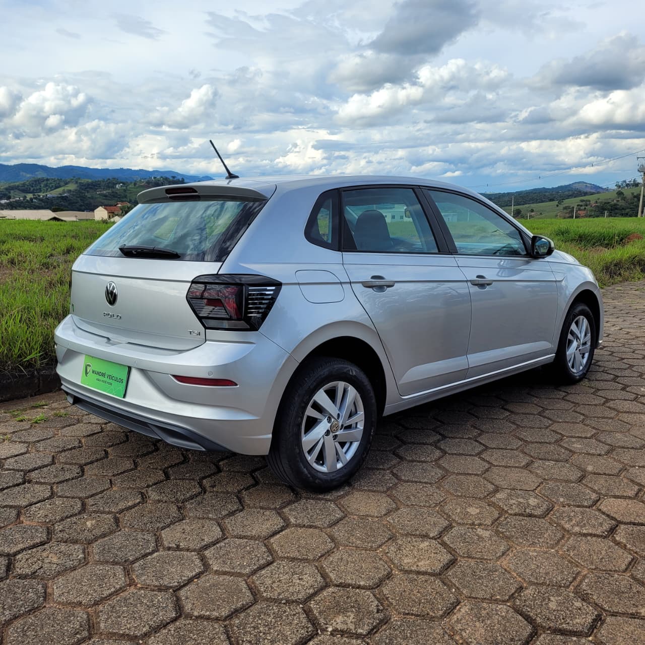 WhatsApp Image 2025-11-03 at 16.20.43 (2)