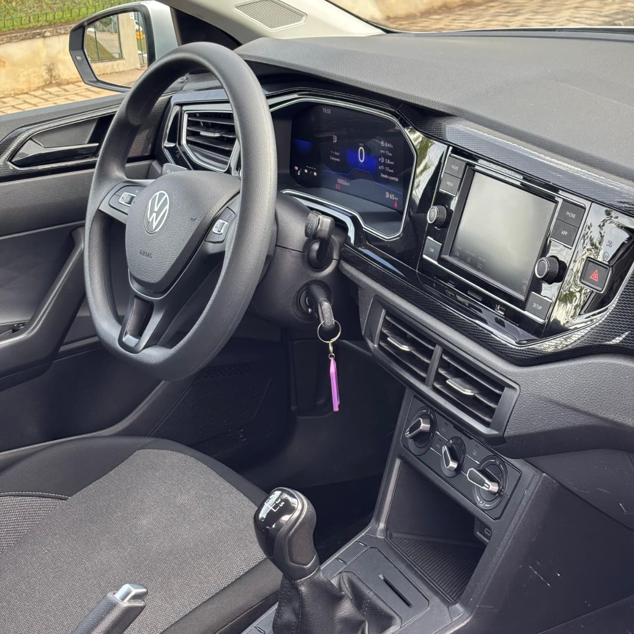 WhatsApp Image 2025-11-03 at 16.20.45 (1)