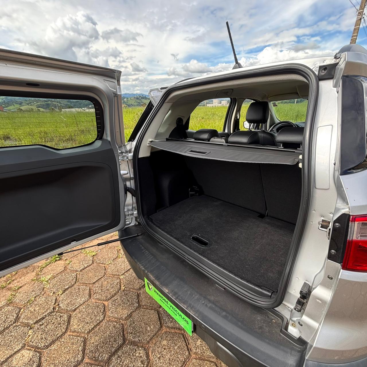 WhatsApp Image 2026-01-06 at 15.57.05