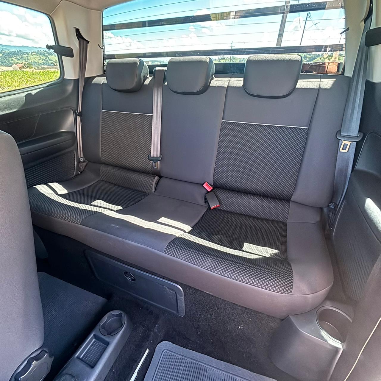 VOLKSWAGEN SAVEIRO 1 (7)